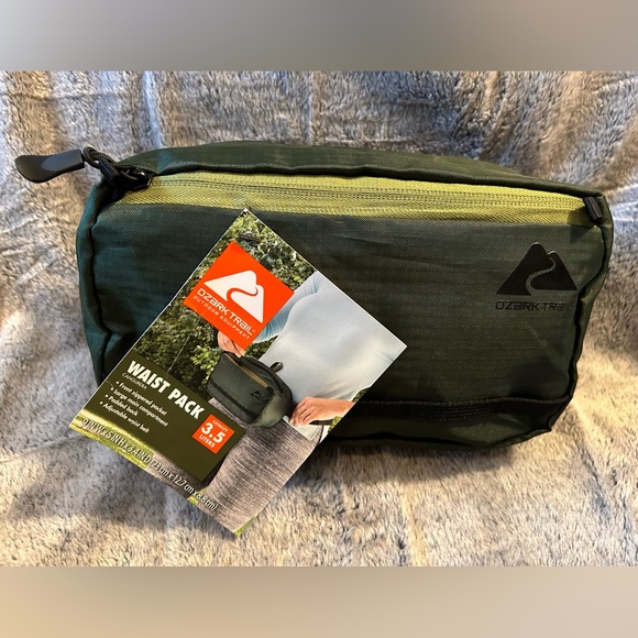Ozark Trail Other - Fanny Pack / Waist Pack w/ adjustable waist belt. Carry capacity 3.5 liters